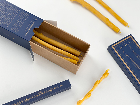 Elegantiška dėžutė žvakėms – praktiškas ir estetiškas sprendimas jūsų produktų pakavimui.