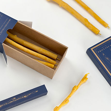 Elegantiška dėžutė žvakėms – praktiškas ir estetiškas sprendimas jūsų produktų pakavimui.