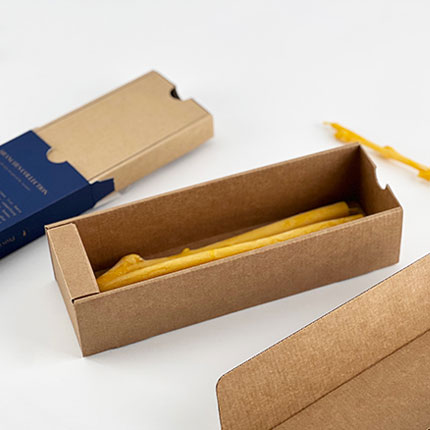 Žvakės su įdėklais – modernus dizainas ir patogus naudojimas kiekvienai progai.